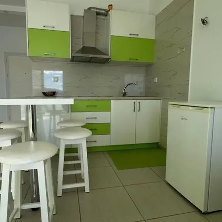 Spring Sea View Apartment Sarande